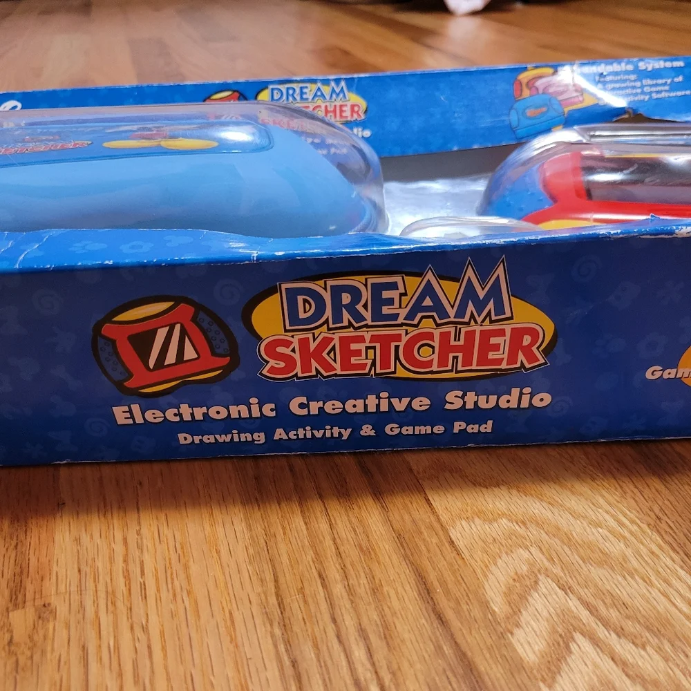 NWT Vintage Disney Dream Sketcher